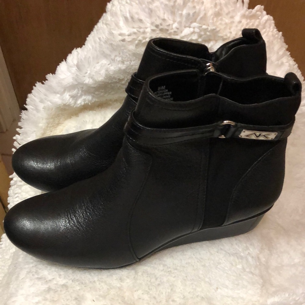 ANNE KLIEN SPORT BOOTS